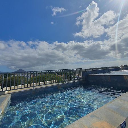 Luxury Retreat At Aqua Breeze Apartment, Flic En Flac ภายนอก รูปภาพ